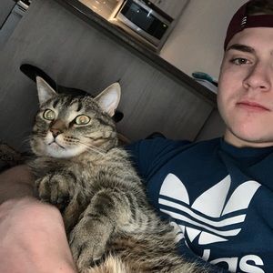 Meet your Posher, Samuel